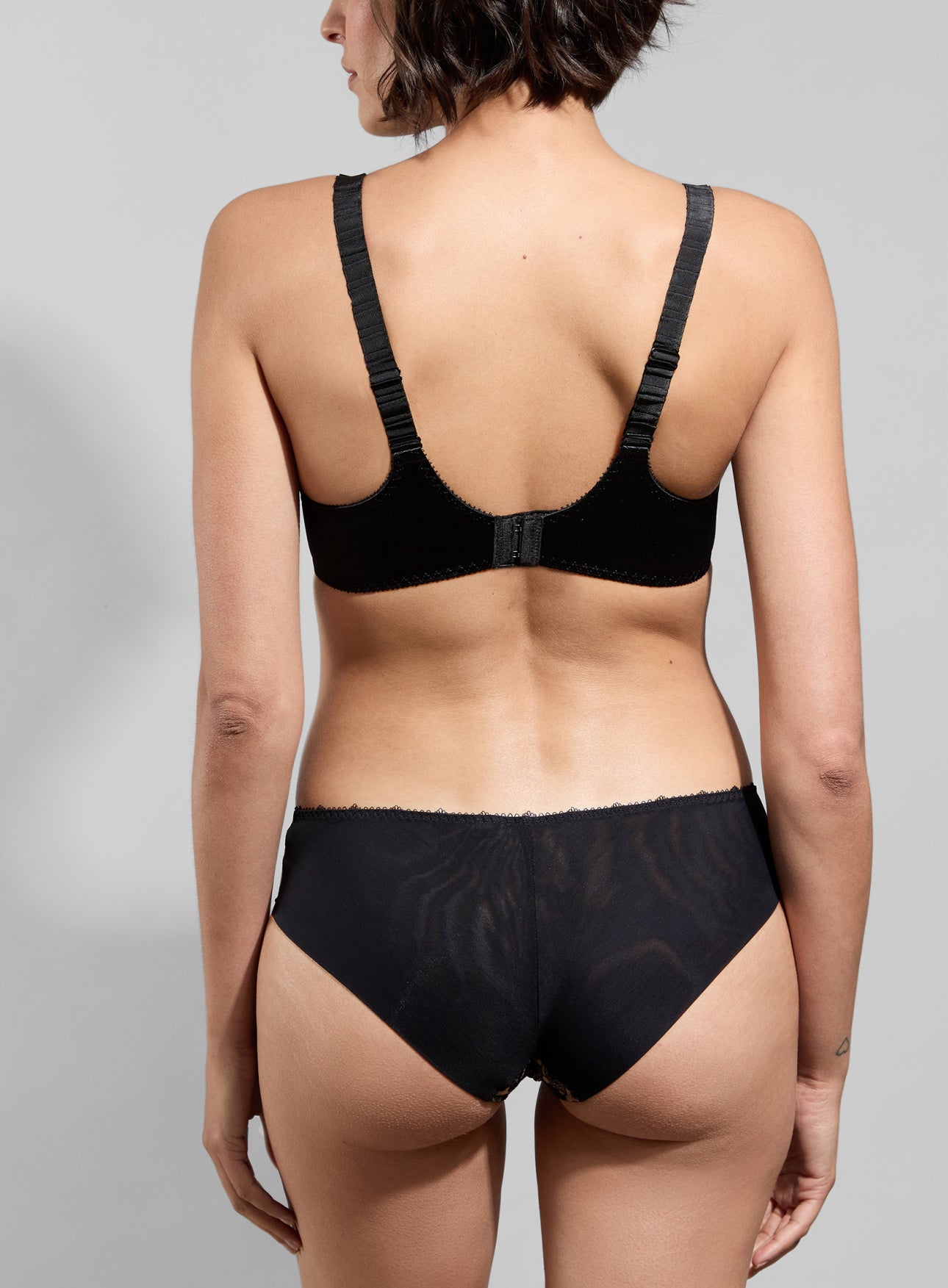 Empreinte Agathe Low Neck Underwire Bra - Black